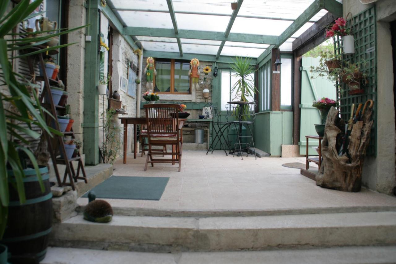 Annay-sur-Serein Chambres D'Hotes De La Vallee Du Serein מראה חיצוני תמונה