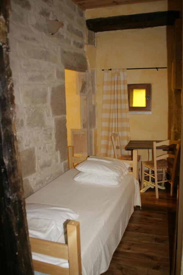 Annay-sur-Serein Chambres D'Hotes De La Vallee Du Serein מראה חיצוני תמונה