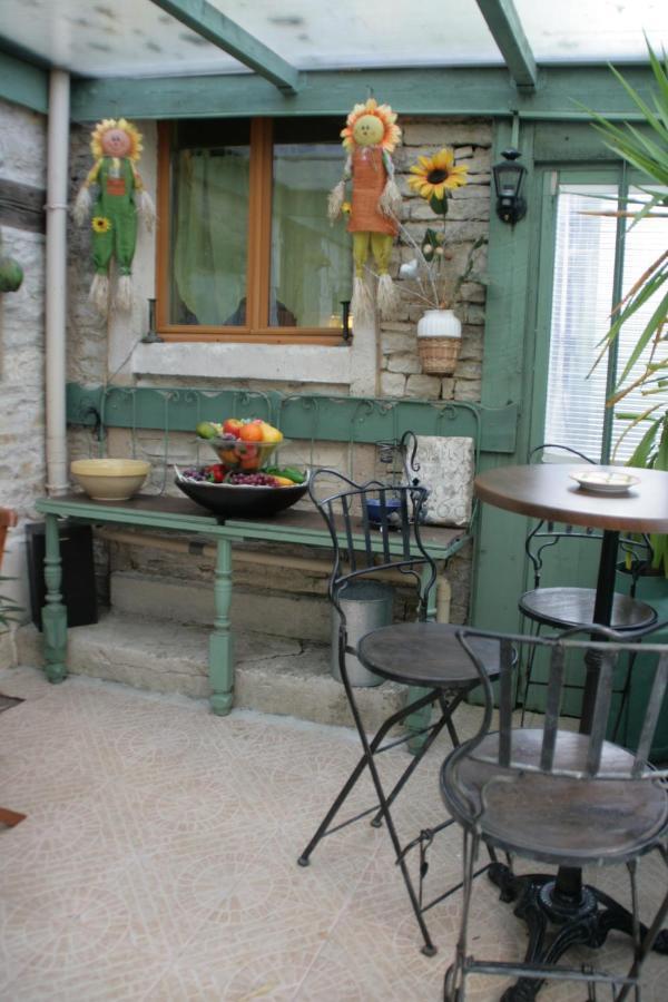 Annay-sur-Serein Chambres D'Hotes De La Vallee Du Serein מראה חיצוני תמונה